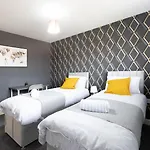 Large 5bdr 11 Beds Contractor Exclusive