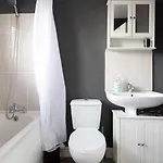 Apartment Large 5bdr 11 Beds Contractor Exclusive *