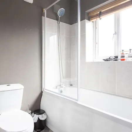 Appartamento Large 5bdr 11 Beds Contractor Exclusive *