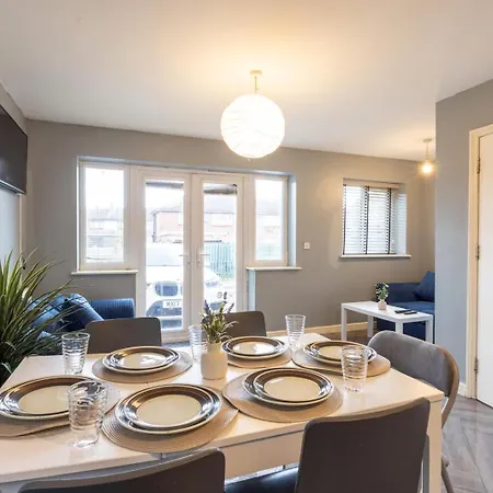 Large 5bdr 11 Beds Contractor Exclusive Appartamento *