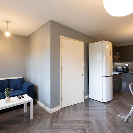 Large 5bdr 11 Beds Contractor Exclusive *