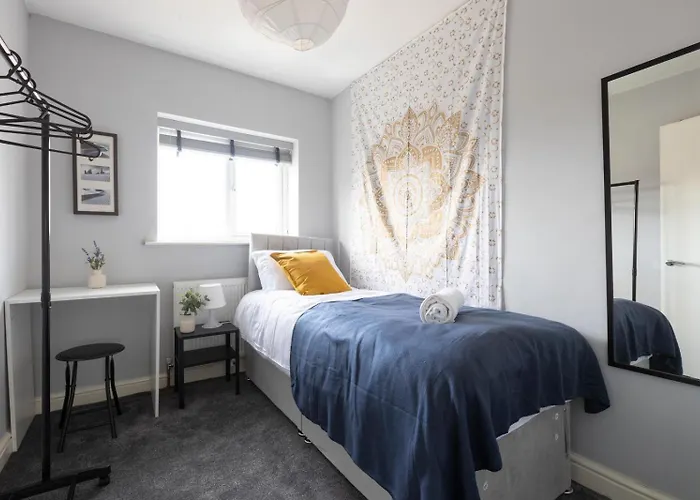 Apartment Large 5bdr 11 Beds Contractor Exclusive